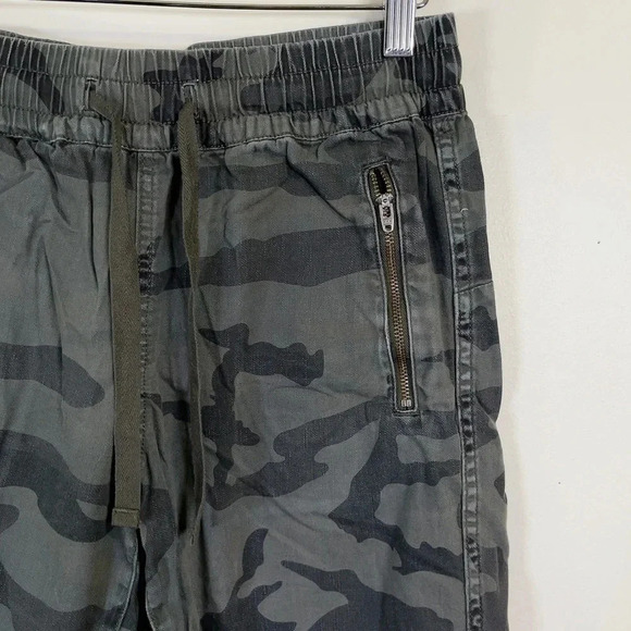 Aritzia Tna Alix Camo Pant - Picture 6 of 13